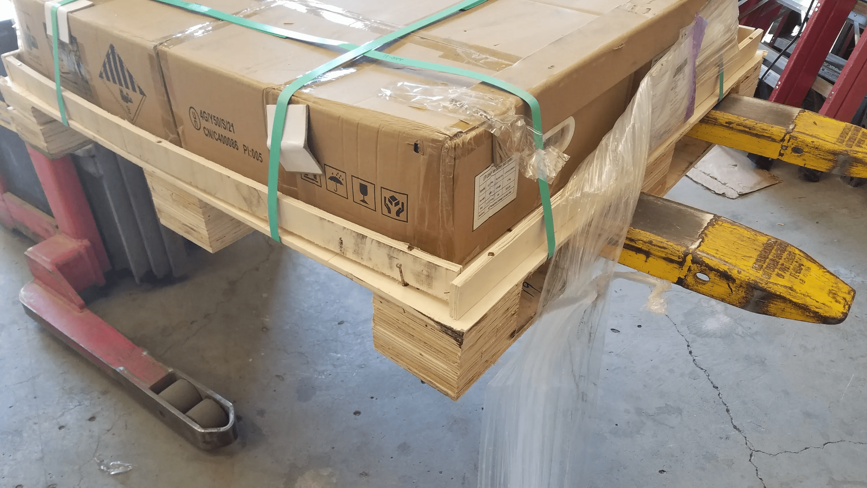 Example of rips, tears, scuffing to the exterior packaging
